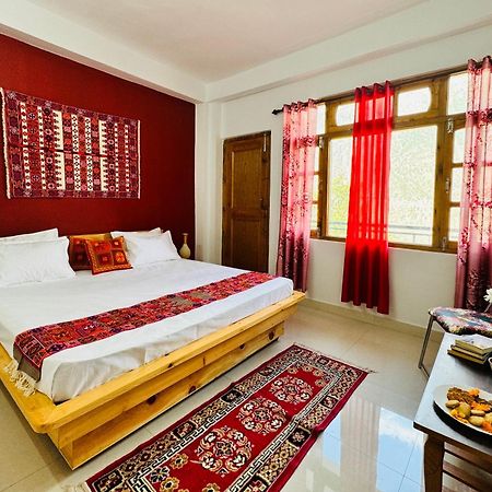 קאלפה Pine View Retreat Homestay מראה חיצוני תמונה